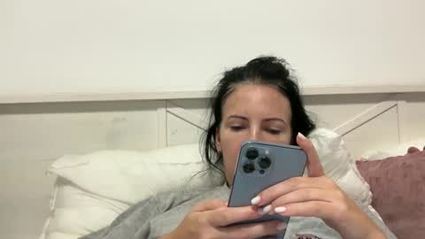 Karina online show from 12.14.24