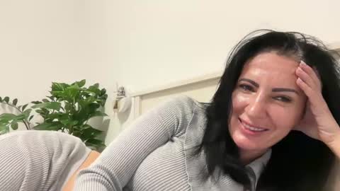 Karina online show from 12.15.24