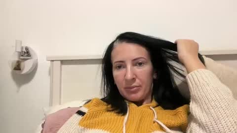 Karina online show from 12.19.24