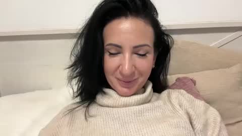 Karina online show from 12.22.24