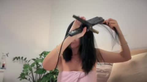 Karina online show from 12.31.24