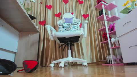 KARINA online show from 02.16.25