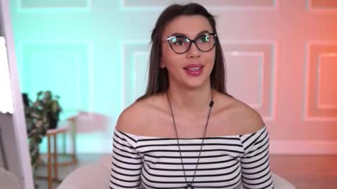 Karina online show from 11.24.25