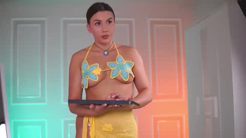 Karina online show from 12.05.25