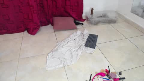 KarinaSimonz online show from 02.20.25