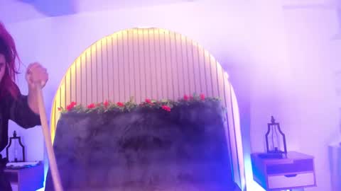 Karla Gonzaless online show from 02.08.25