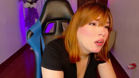 Snapshot of karla_hill_28 chatting on 06.14.26 Karlita online show from 06.14.26