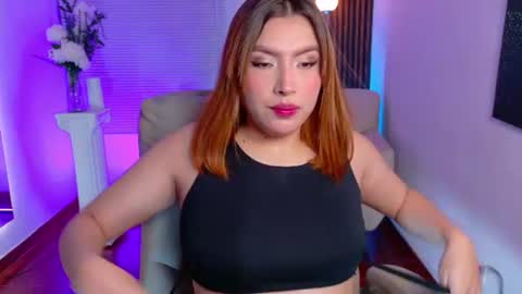 Snapshot of karla_hill_28 chatting on 07.18.26 Karlita online show from 07.18.26