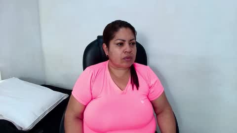 Snapshot of karla_hilton1 chatting on 01.11.26 karla_hilton1 online show from 01.11.26