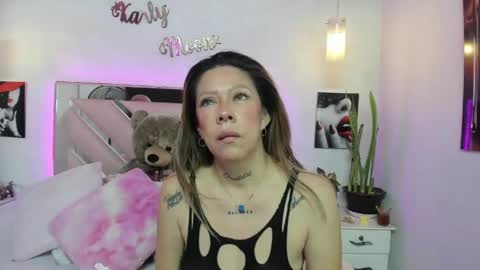 Snapshot of karly_moonn chatting on 06.05.26 Karly Moonns online show from 06.05.26