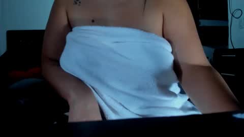 Snapshot of karly_shiine_ chatting on 10.19.25 karly. online show from 10.19.25