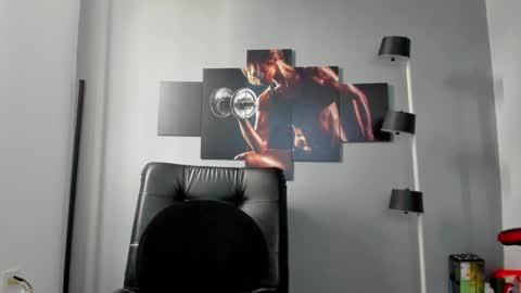   online show from 02.01.25