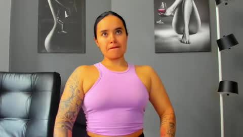   online show from 12.02.25