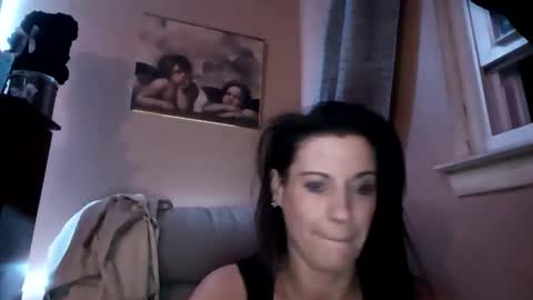 Snapshot of karlykox chatting on 03.25.26 Karlykox online show from 03.25.26