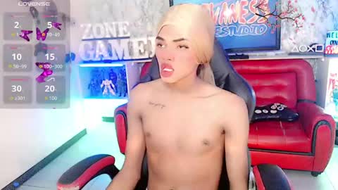 karol Vanessa   online show from 04.29.26