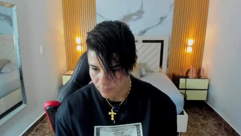 Snapshot of karolandluna chatting on 06.02.26 Karol and Luna online show from 06.02.26