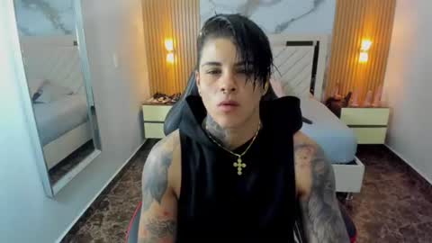 Snapshot of karolandluna chatting on 07.11.26 Karol and Luna online show from 07.11.26