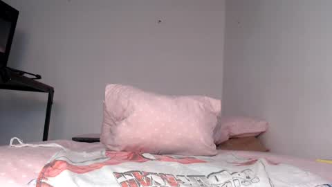 Snapshot of karolgirl_1 chatting on 06.02.26 Karol online show from 06.02.26