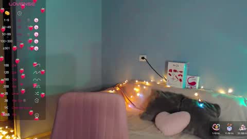 Kira online show from 02.10.26