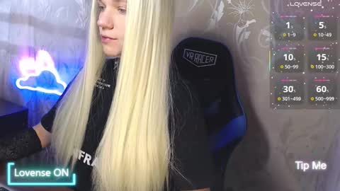 Caroline Fox online show from 03.14.26