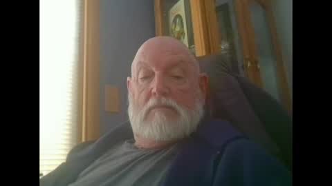 Snapshot of karpp chatting on 09.21.25 karpp online show from 09.21.25