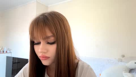 Snapshot of karrieherrington chatting on 10.17.25 Mia online show from 10.17.25