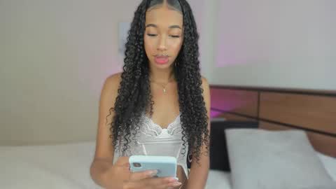 Kary Moon online show from 10.26.25