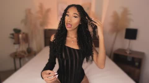 Kary Moon online show from 04.10.26