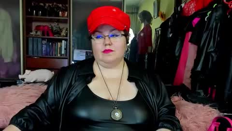 Snapshot of karyqueen chatting on 03.02.25 Kary Queen online show from 03.02.25