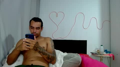 Snapshot of kasaltaradinho chatting on 05.05.26 Tamires e Maicon online show from 05.05.26