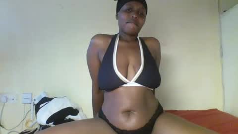 Snapshot of kashy_ chatting on 06.21.26 kashy_ online show from 06.21.26