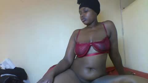 Snapshot of kashy_ chatting on 06.22.26 kashy_ online show from 06.22.26
