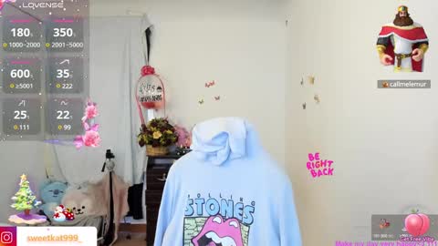 Kat       online show from 12.20.24