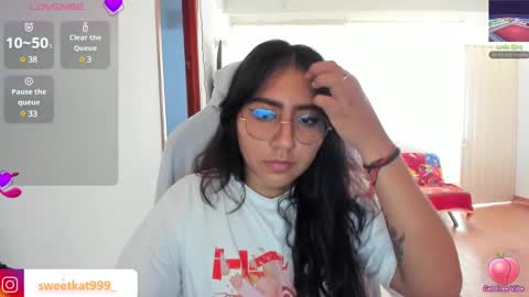 Kat       online show from 03.10.25