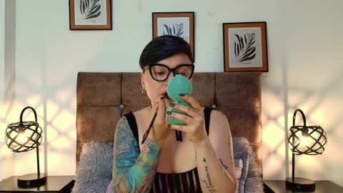 kat paradisse online show from 04.23.26