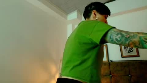 Snapshot of kat_paradisse chatting on 05.21.26 kat paradisse online show from 05.21.26