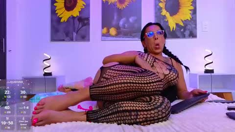 Snapshot of kata_lhella chatting on 02.21.25 Katalina online show from 02.21.25