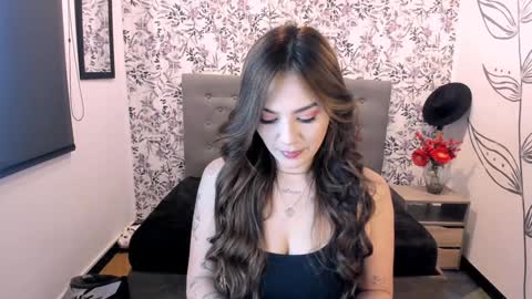 K A T A  H O O T online show from 12.29.24