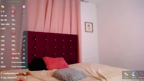       Katalina Miles      online show from 01.10.25