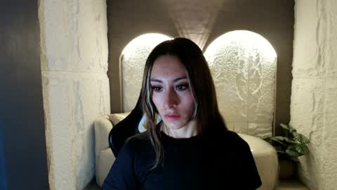 Snapshot of katalina_r chatting on 04.19.26 Katalina online show from 04.19.26