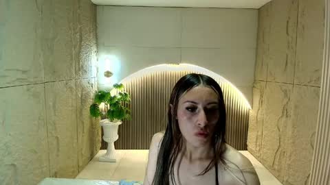 Snapshot of katalina_r chatting on 05.07.26 Katalina online show from 05.07.26