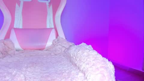 katalinaferreirax online show from 03.30.26