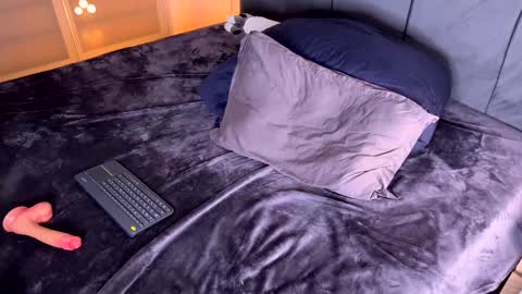 meeellowmarsh - Instagram online show from 01.31.26