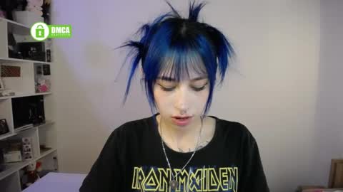Snapshot of katara_a chatting on 05.05.26 Maca online show from 05.05.26