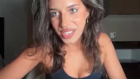 katarasimon online show from 11.18.25