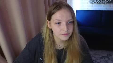 Snapshot of kate__walker chatting on 06.26.26 Kate online show from 06.26.26