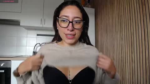 Snapshot of kate_arden chatting on 05.14.26 Carla Palmer online show from 05.14.26