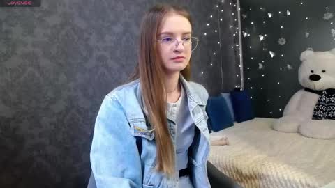 Snapshot of kate_jonson chatting on 06.01.26 .Be kind and gentle with me and I will do my best for you. online show from 06.01.26