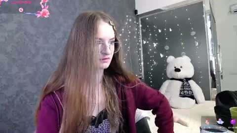 Snapshot of kate_jonson chatting on 06.12.26 .Be kind and gentle with me and I will do my best for you. online show from 06.12.26