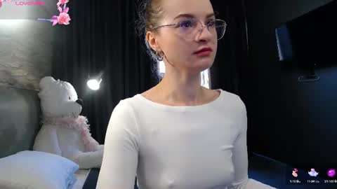 Snapshot of kate_jonson chatting on 06.16.26 .Be kind and gentle with me and I will do my best for you. online show from 06.16.26